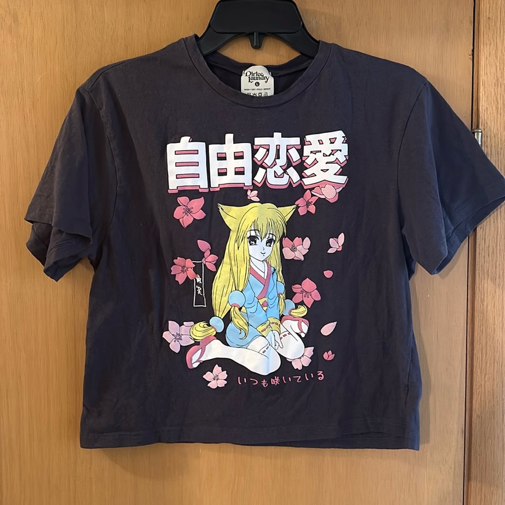 Dirtee Laundry Women’s Anime Cropped Short Sleeve Tee T-Shirt Size Large